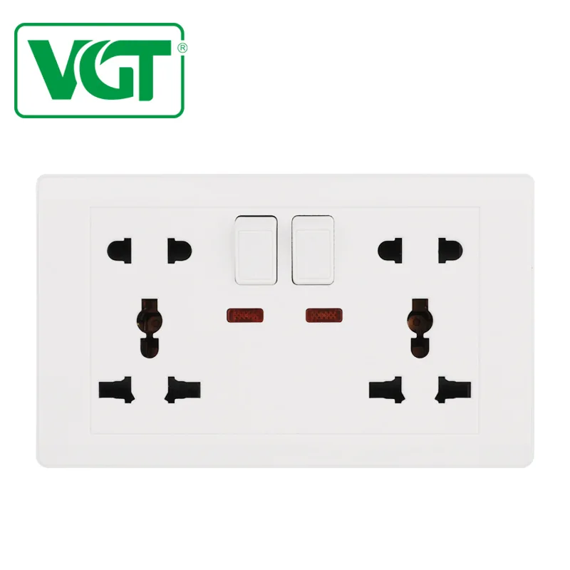 double 13A multi socket with neon (18)