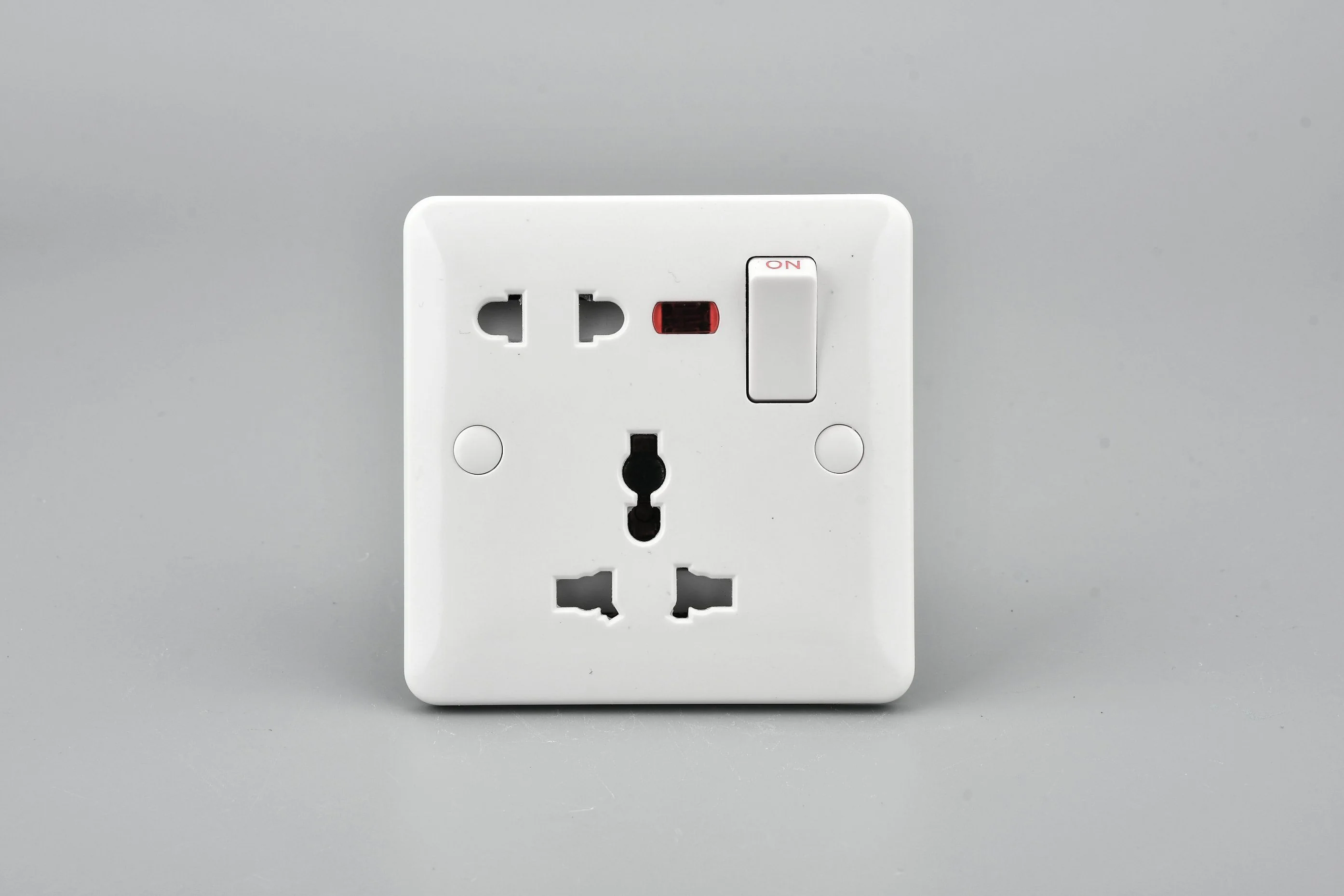 13A multi socket with 2pin socket +neon (19)