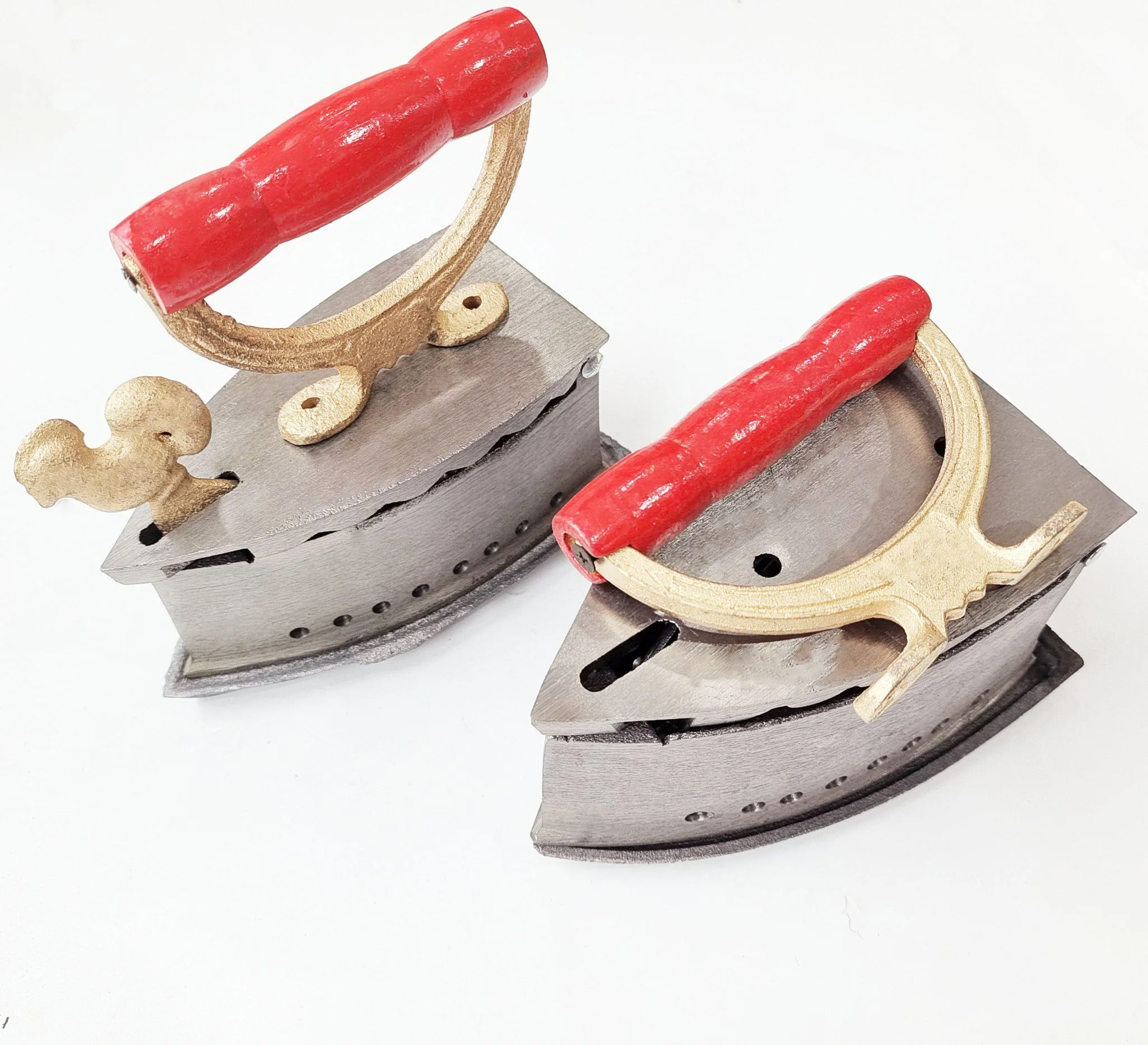 CHARCOAL IRON 752 1.8KG (22)